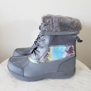 UGG Butte II Chromatic Boot Waterproof for Rain or Snow Women's Size 6